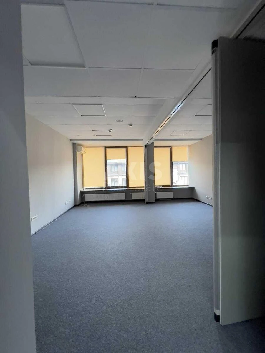 Office vul. Velyka Zhytomyrs'ka 20, 700m2686816