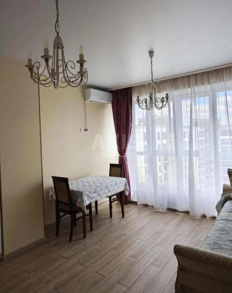 1k apartment vul. Radystiv 34К706651