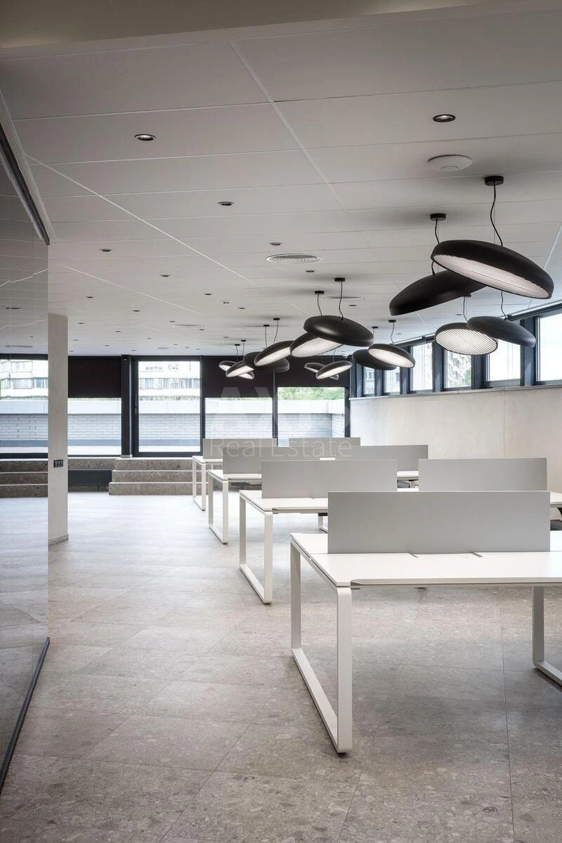 Office vul. Jevgena Konoval'cja 36Д, 345m2673320