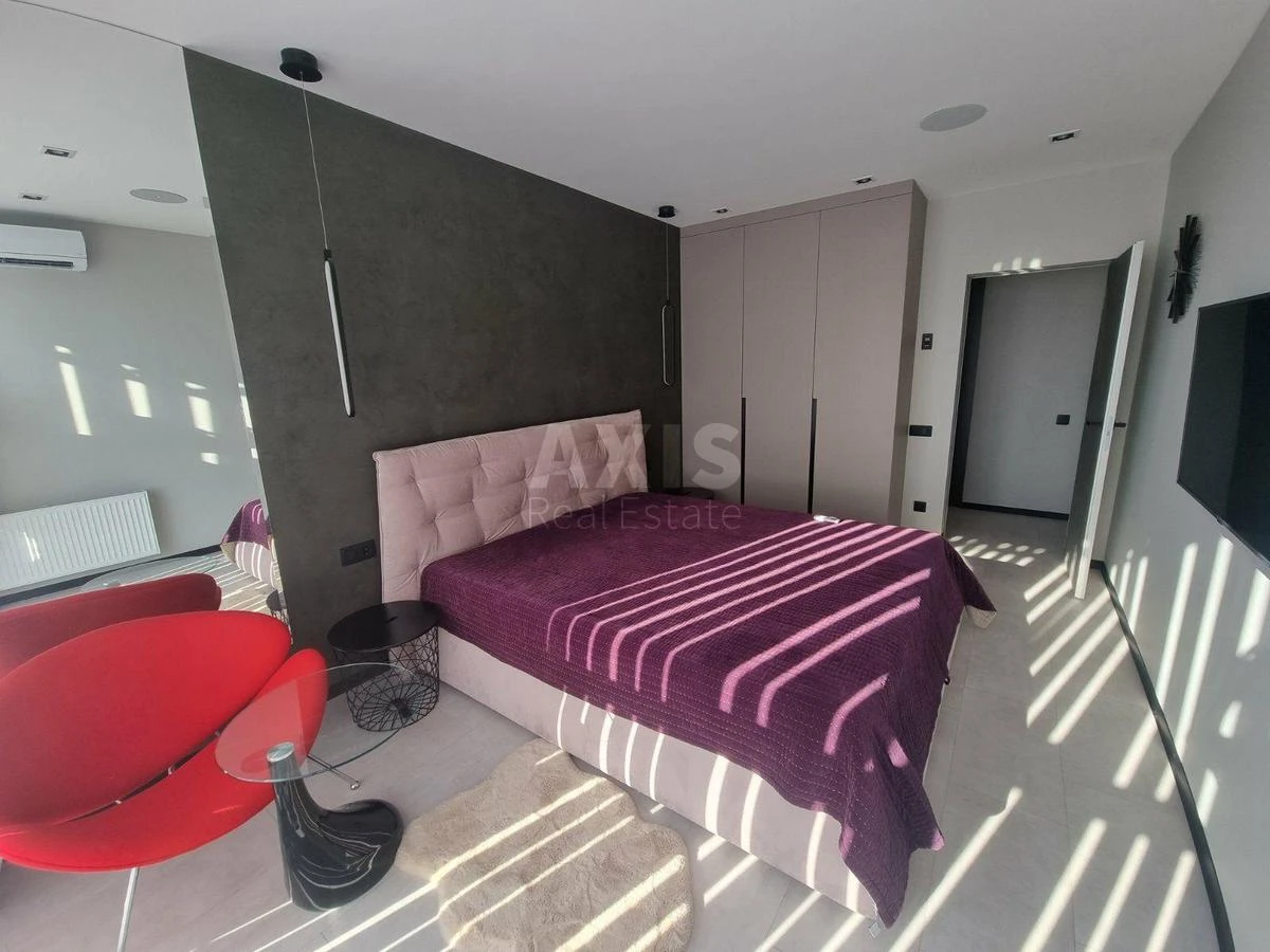 3k apartment vul. Lypkivs'kogo Vasylja Mytropolyta 16Г298604