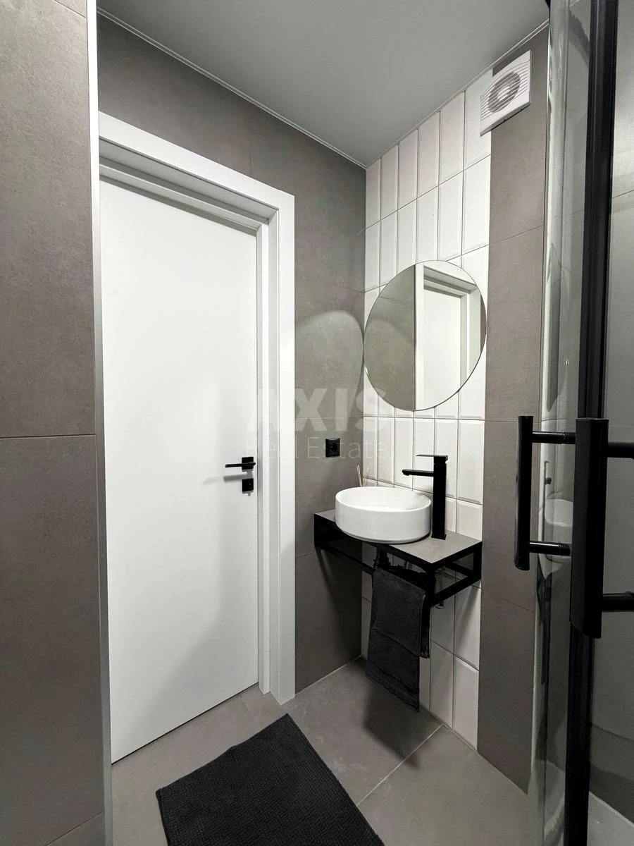 1k apartment pr-t Leonida Kadenyuka 9689409