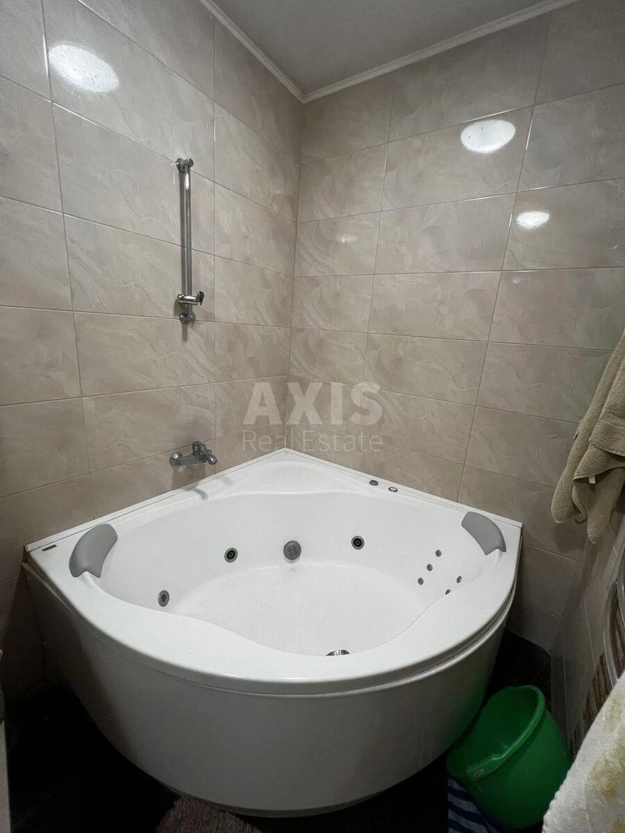 2к квартира пр-т Бажана Николая 106795014