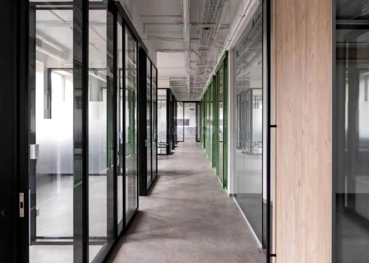 Office vul. Borychiv Tik 35В, 640m2692351