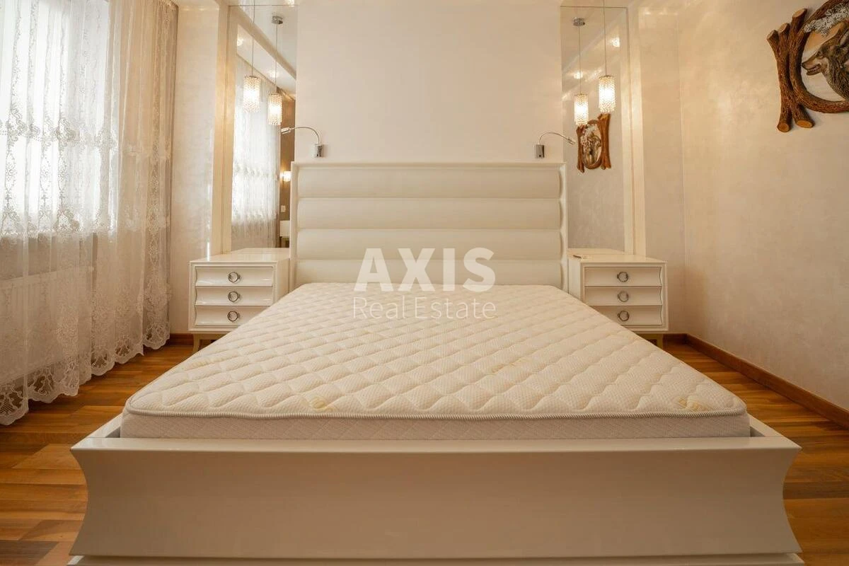 House vul. Red'chyns'ka, 200m2, Kyiv city608003