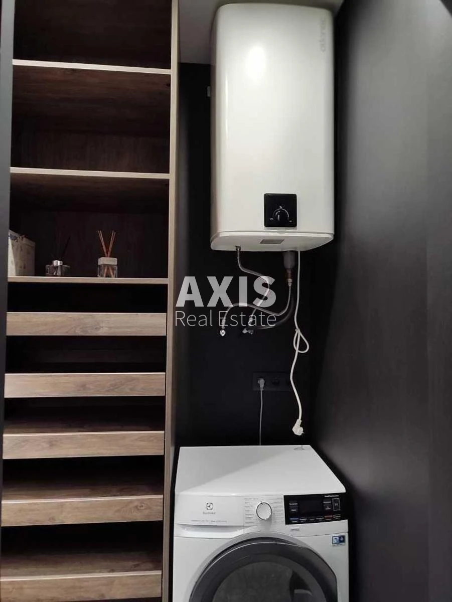 1k apartment vul. L'vivs'ka 15390877