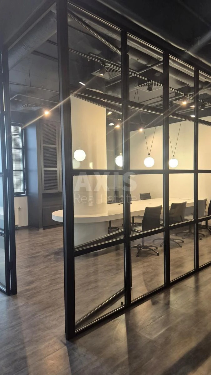 Office vul. Knyaziv Ostrozkykh 32/2, 159m2678743