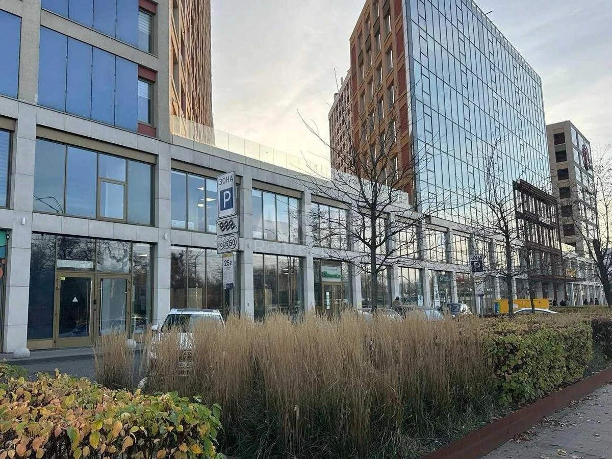 1к квартира пр-т Берестейский 676248510