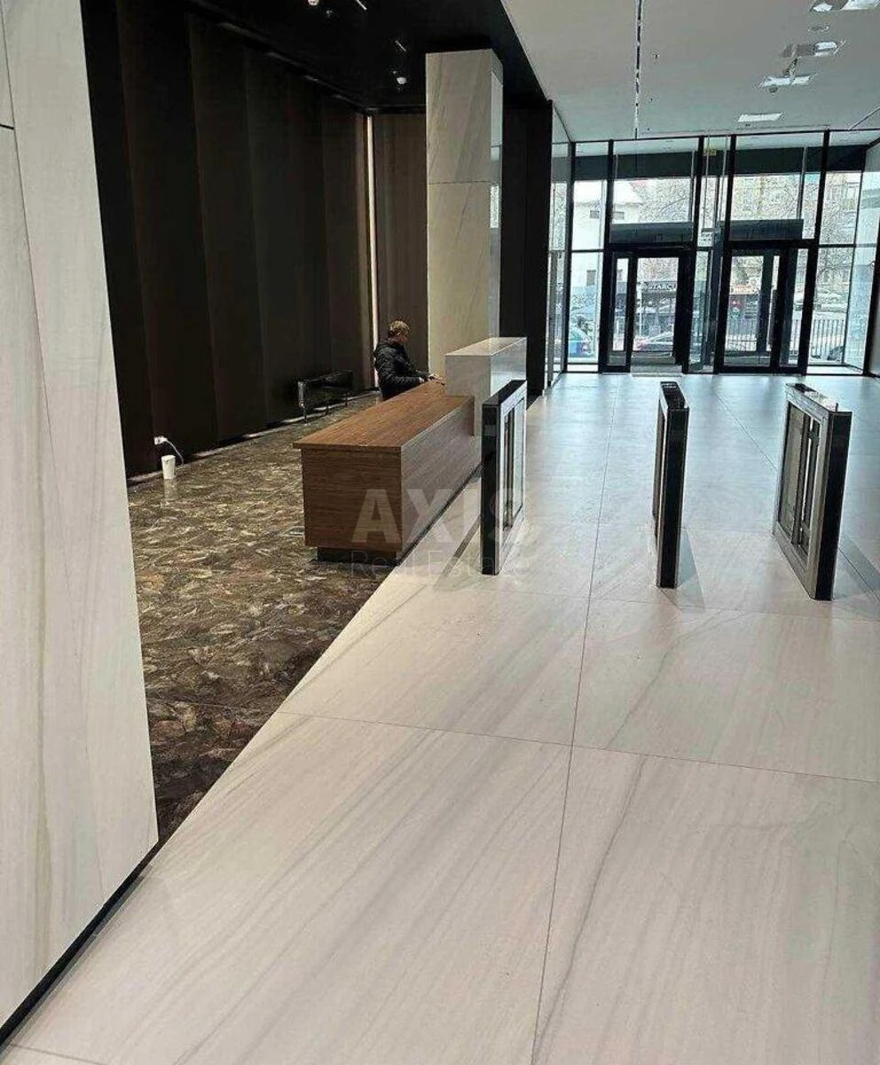 Офис ул. Еленовская 23, 5600м2651180