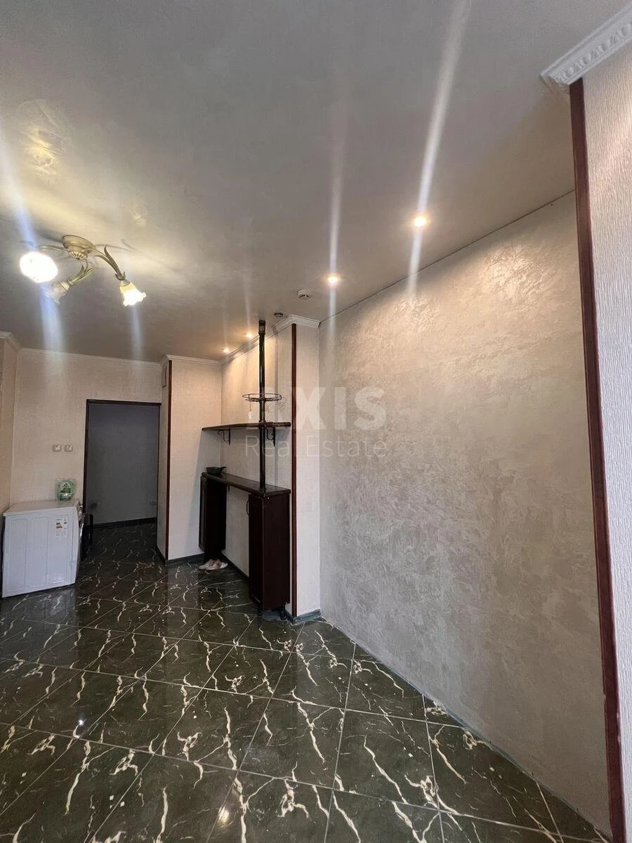 2k apartment vul. Sribnokil's'ka 1688238
