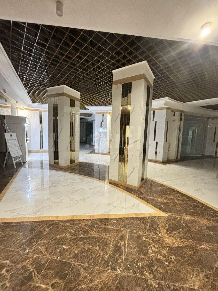 1k apartment vul. Glybochyc'ka 737204014