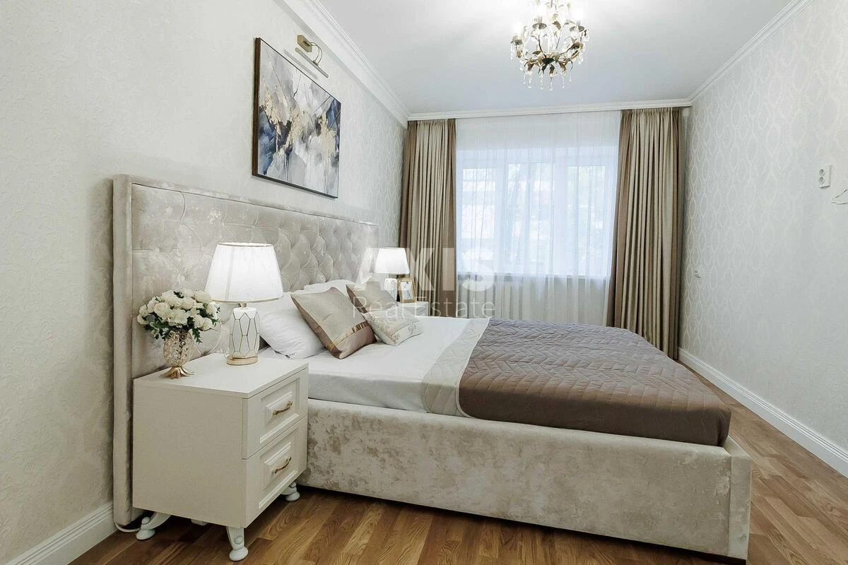 1k apartment pr-t Berestejskij Seven B666963