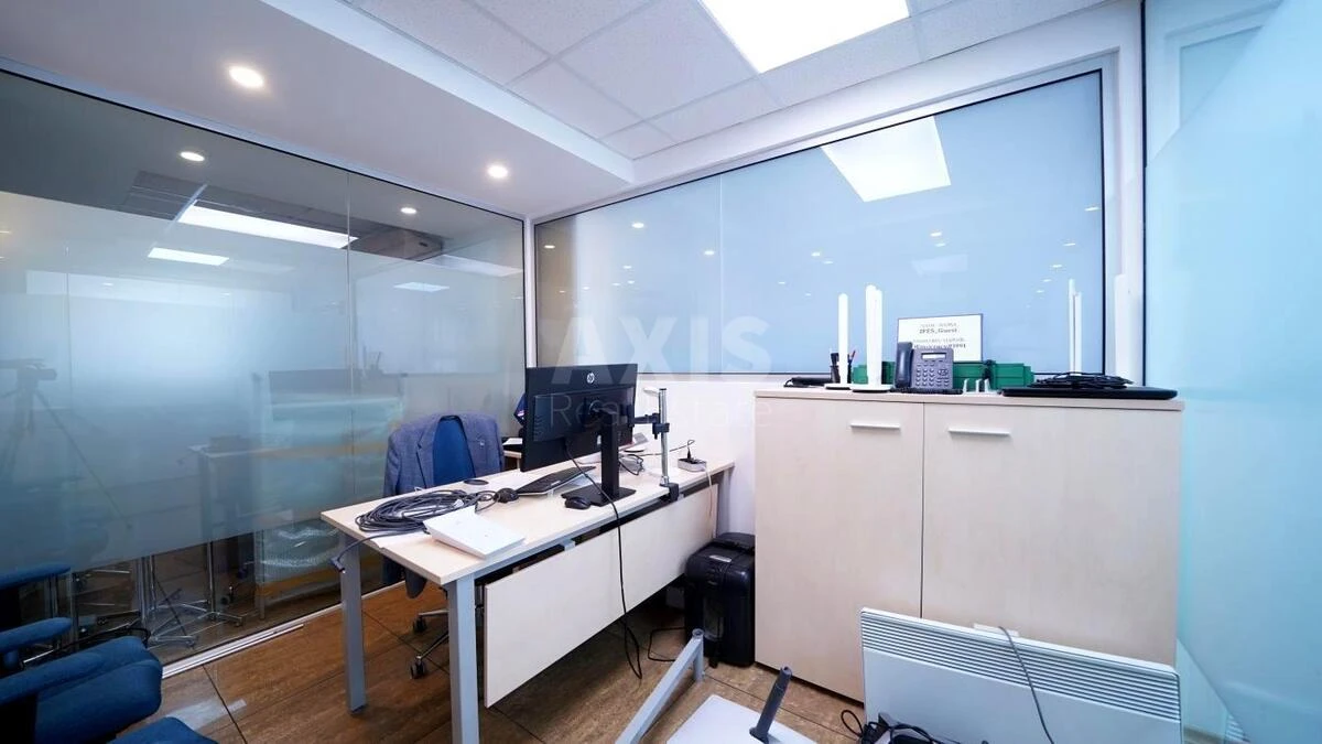 Office vul. Velyka Vasyl'kivs'ka 72, 300m2692674