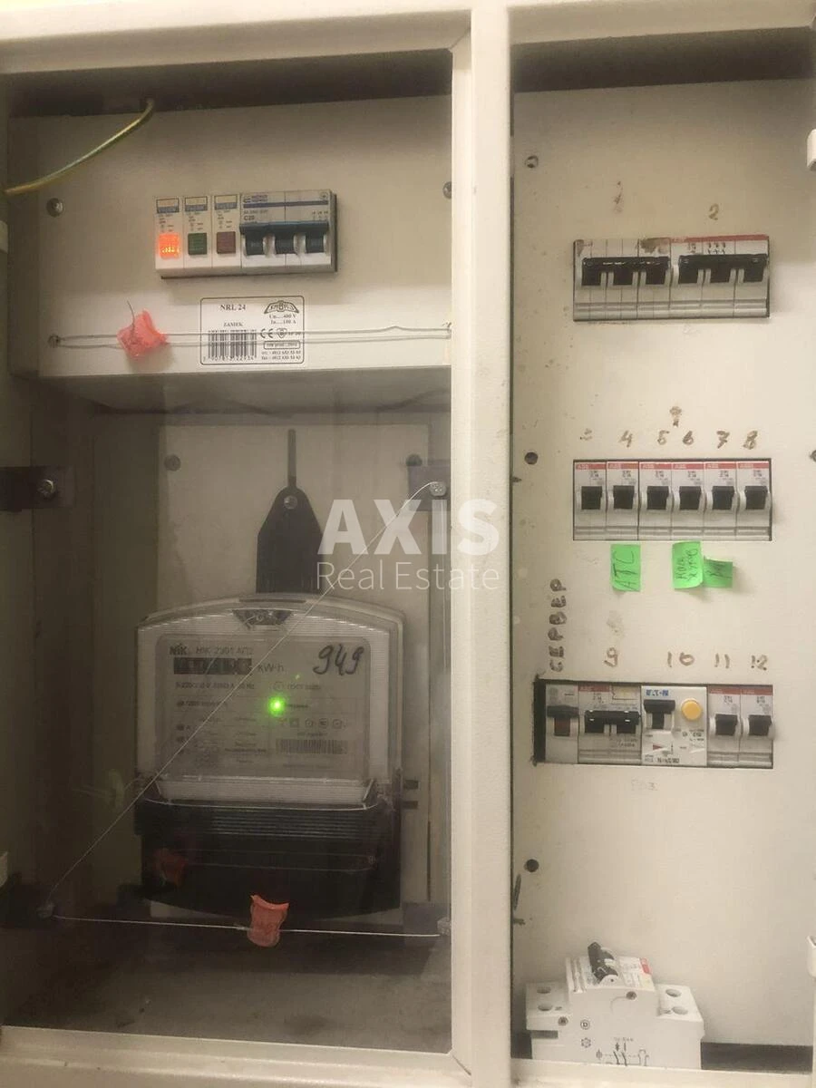 Trade object pr-t Sobornosti 14, 95m2531944