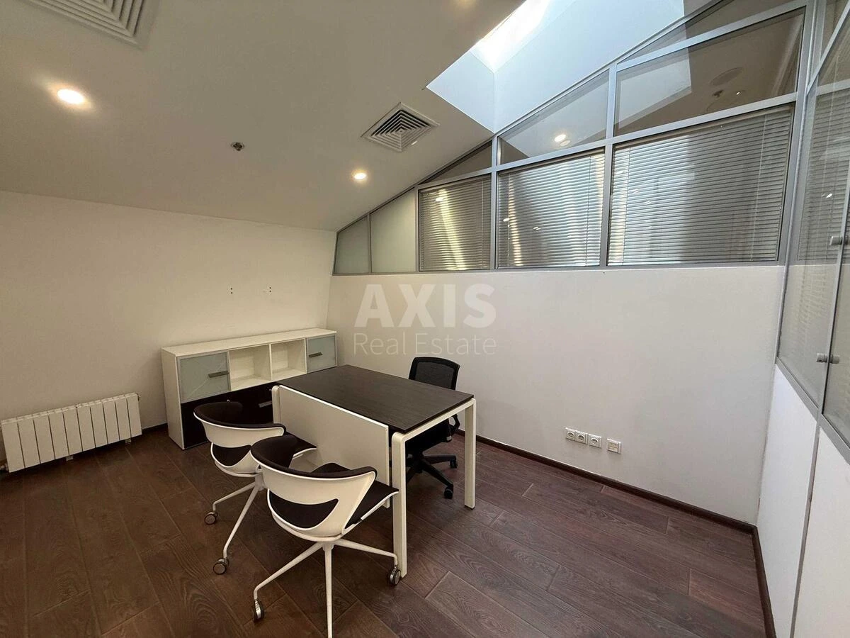 Офис ул. Бассейная 2А, 125м265170