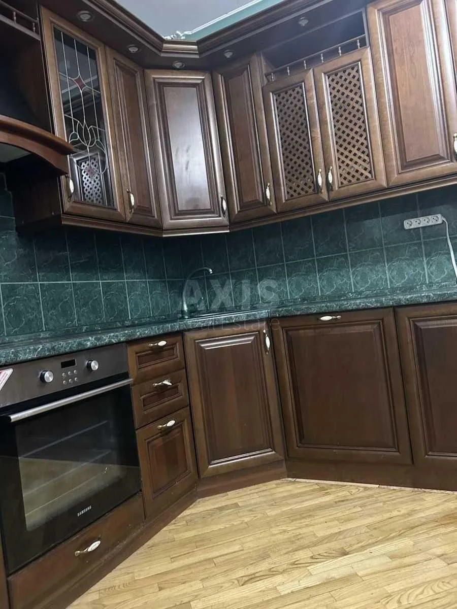 3к квартира вул. Котельникова Михайла 37