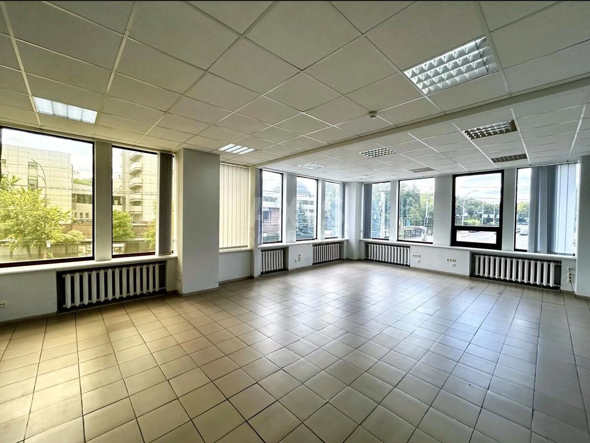 Office vul. Lypkivs'kogo Vasylja Mytropolyta 45, 150m2624231