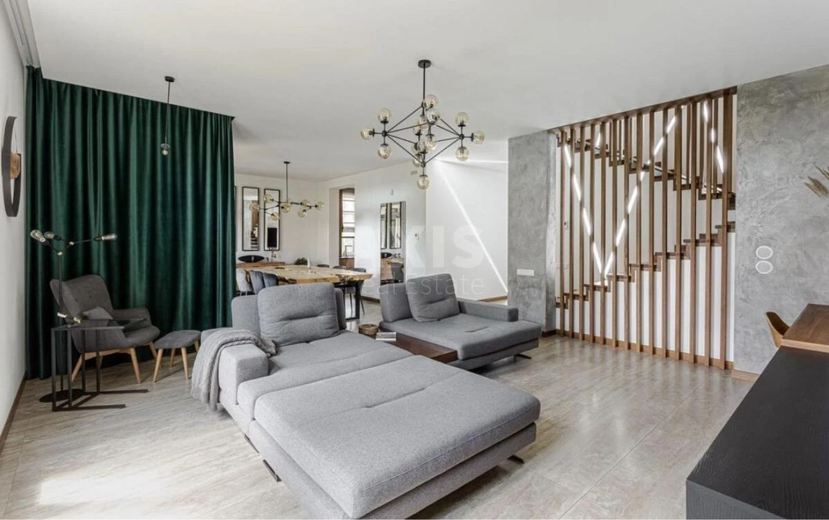 House vul. Red'chyns'ka, 350m2, Kyiv city477693