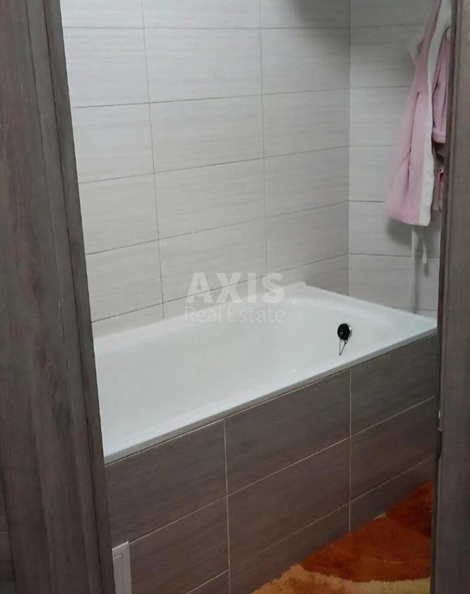 1k apartment pr-t Glushkova Akademika 6584543