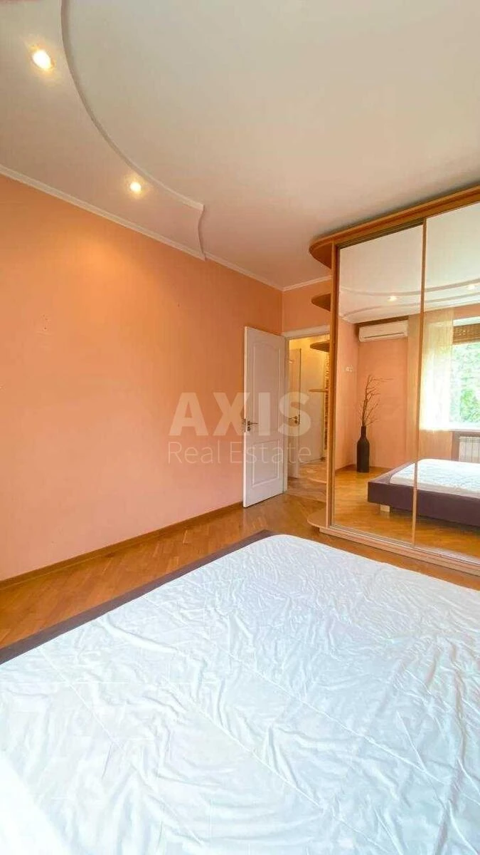 2k apartment vul. Kamjenjeva Komandarma 4А715954