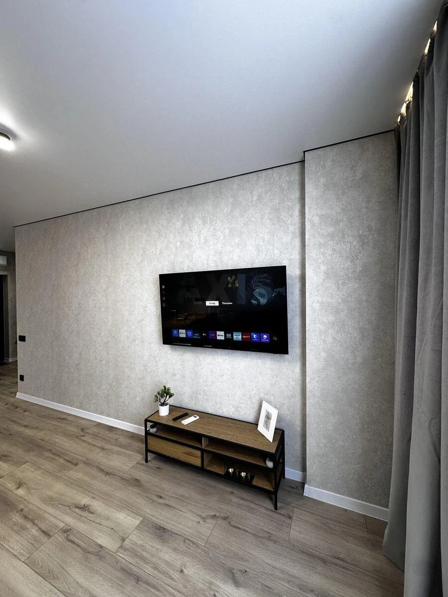 1k apartment vul. Rodyny Kristeriv 14691139