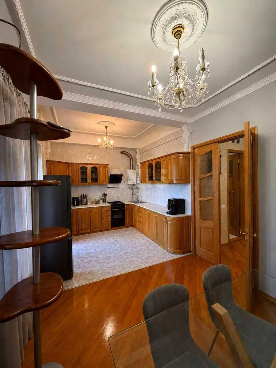 3k apartment pr-t Berestejskij 73/1