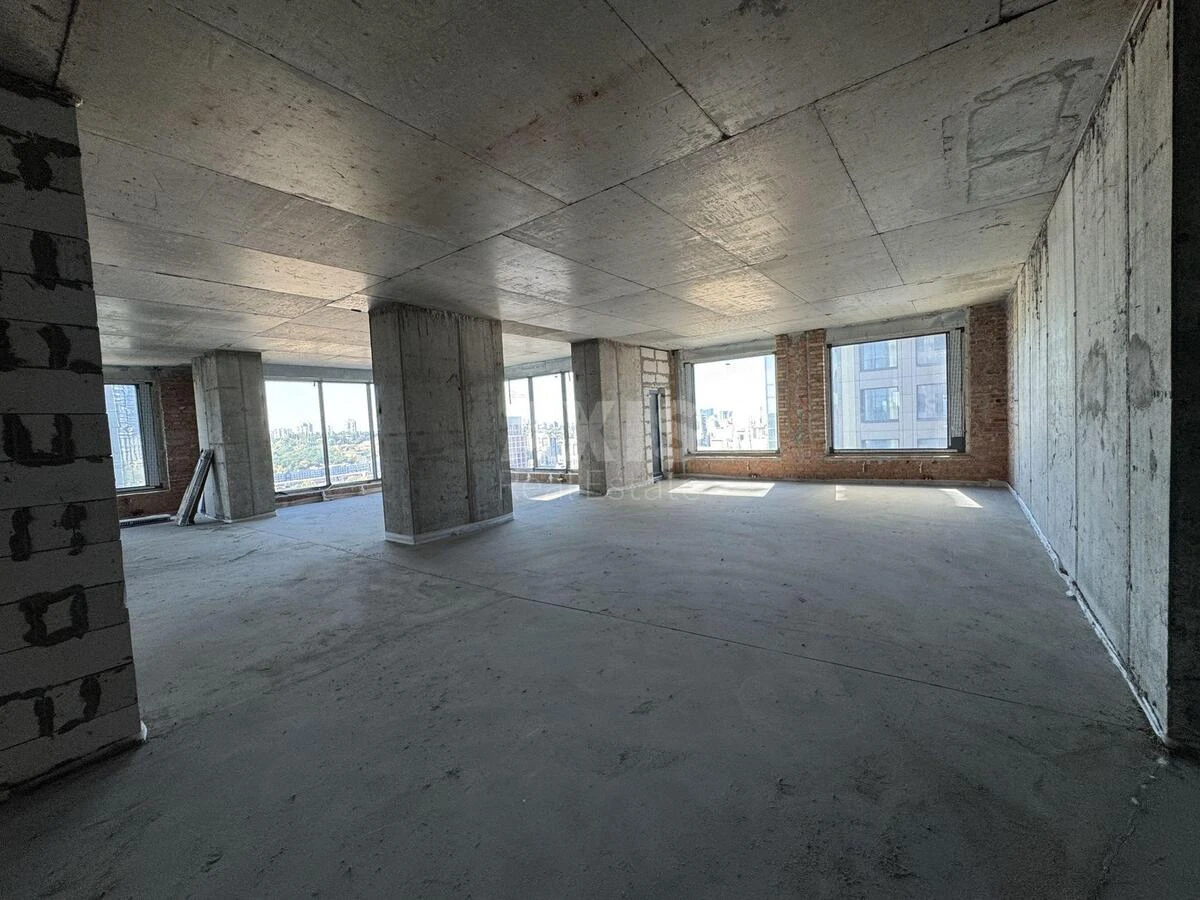 Office vul. Predslavyns'ka 20, 1000m2641423