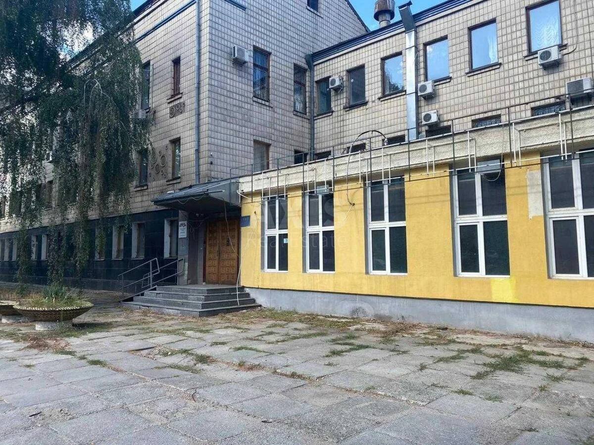 Объект торговли ул. Кирилловская 102, 2465м2720023