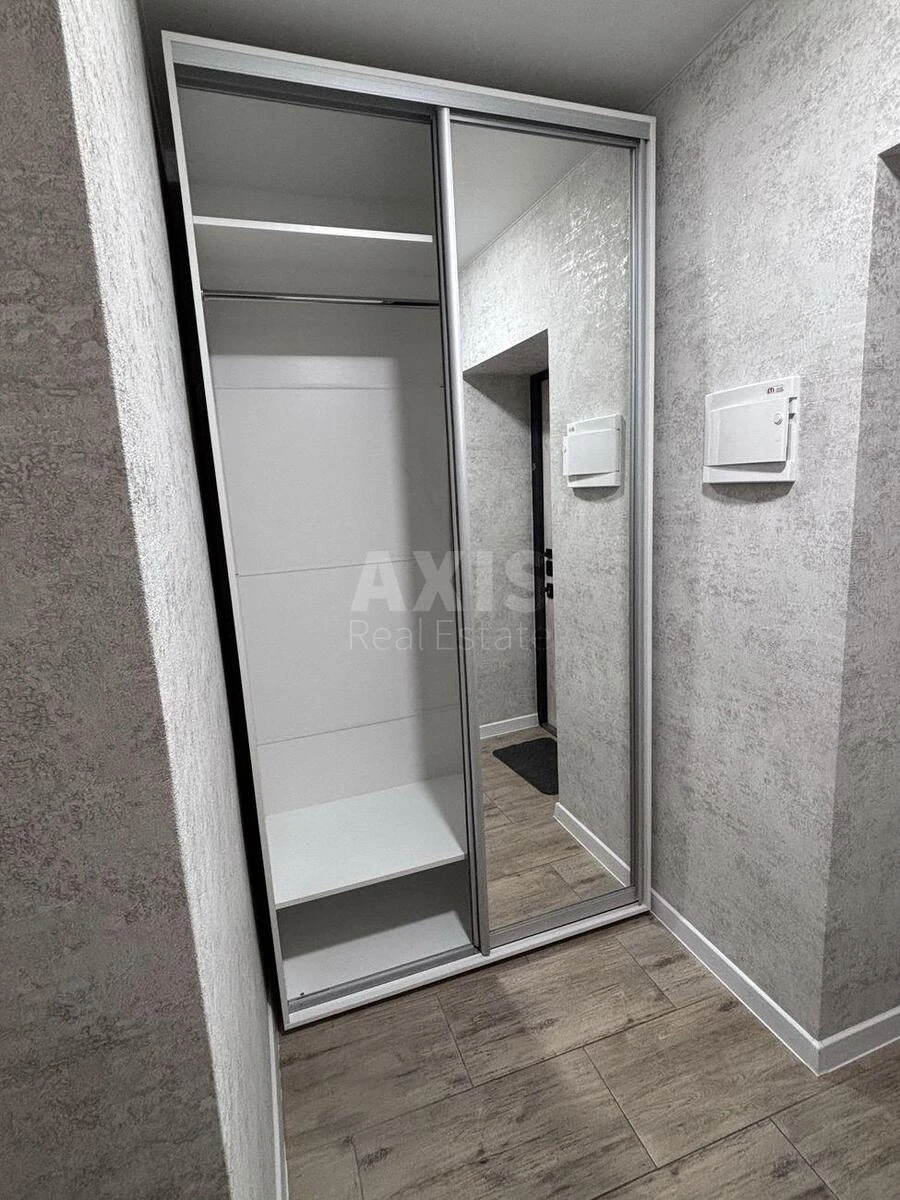 1к квартира ул. Хохловых Семьи 1600697