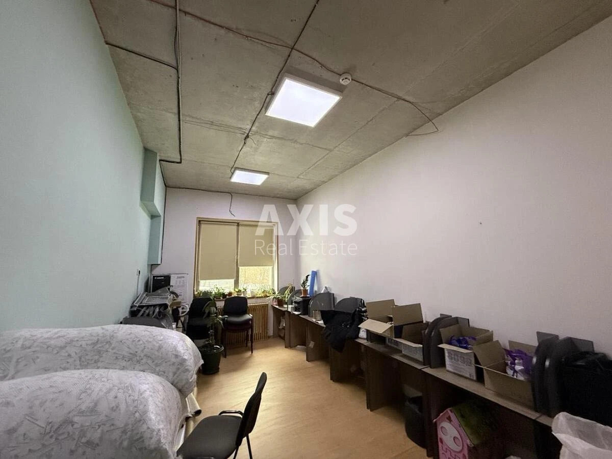 Office vul. Patriarha Mstyslava Skrypnyka 40, 166m27201412