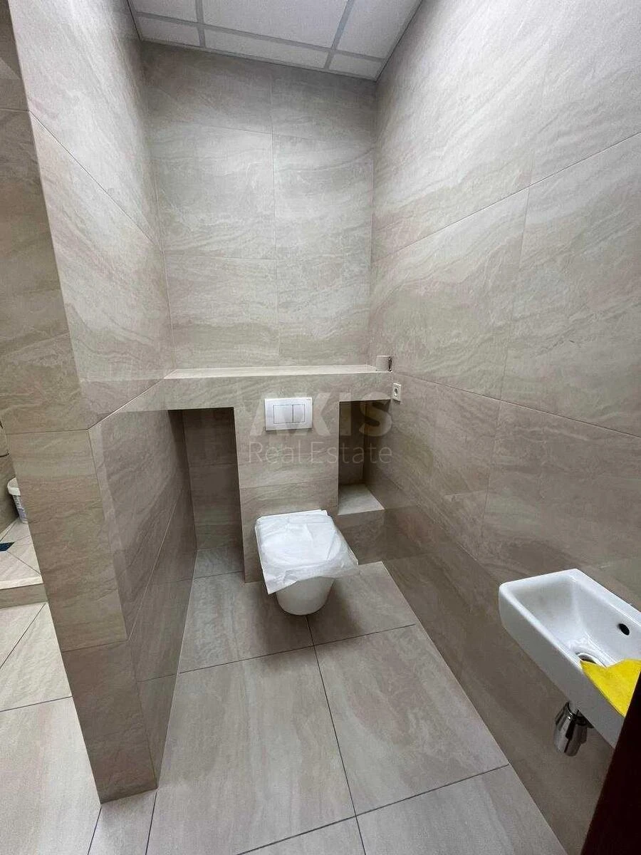 Office vul. Nyzhnij Val 27, 120m2674504