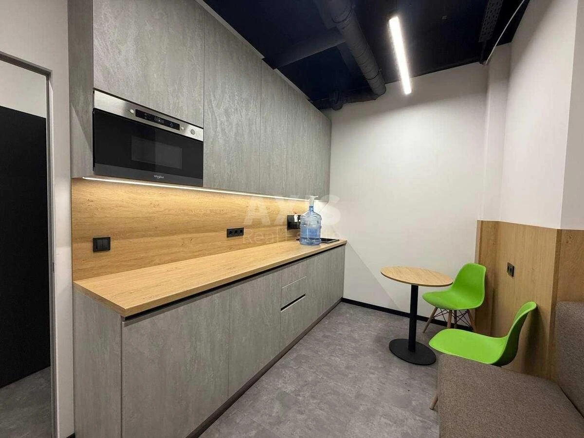 Office vul. Simyi Prakhovykh 58/10, 195m2680140