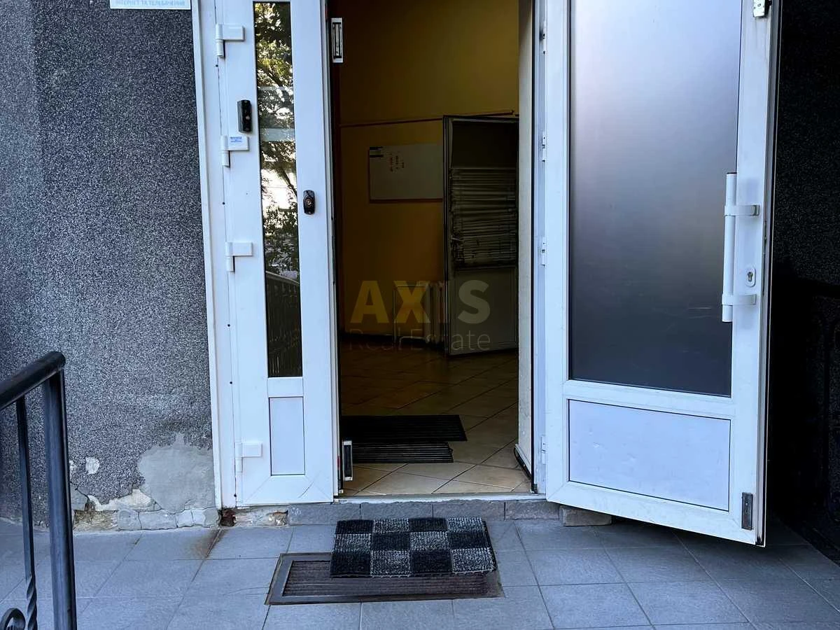 4k apartment vul. Chornovola V'jacheslava 25709646