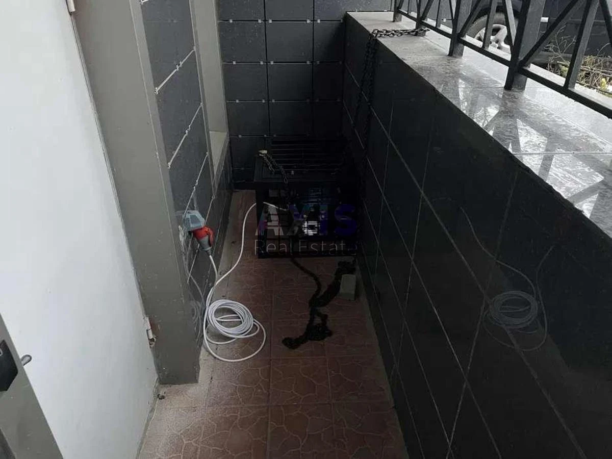 Office pr-t Berestejskij 131, 74m22405411