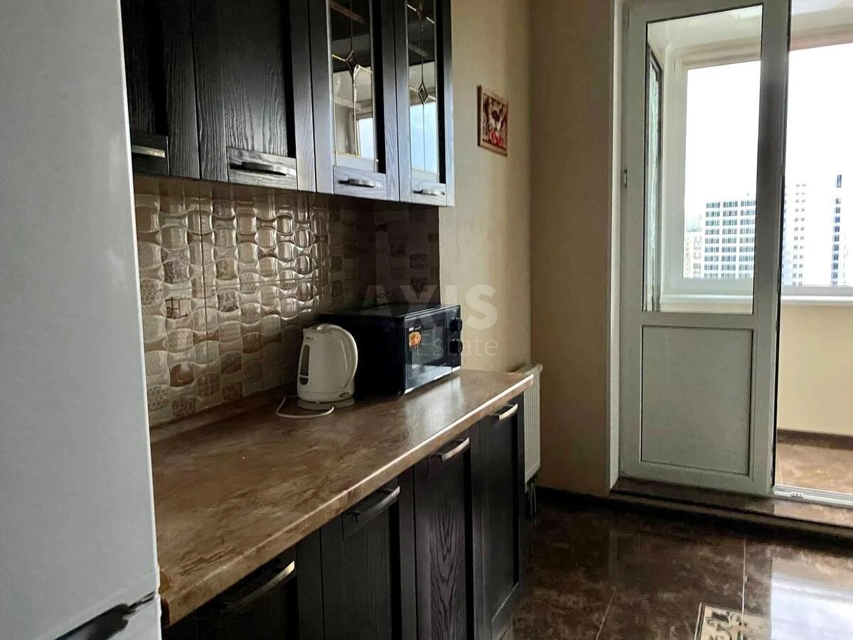 1k apartment vul. Feodosijs'ka 1А64482