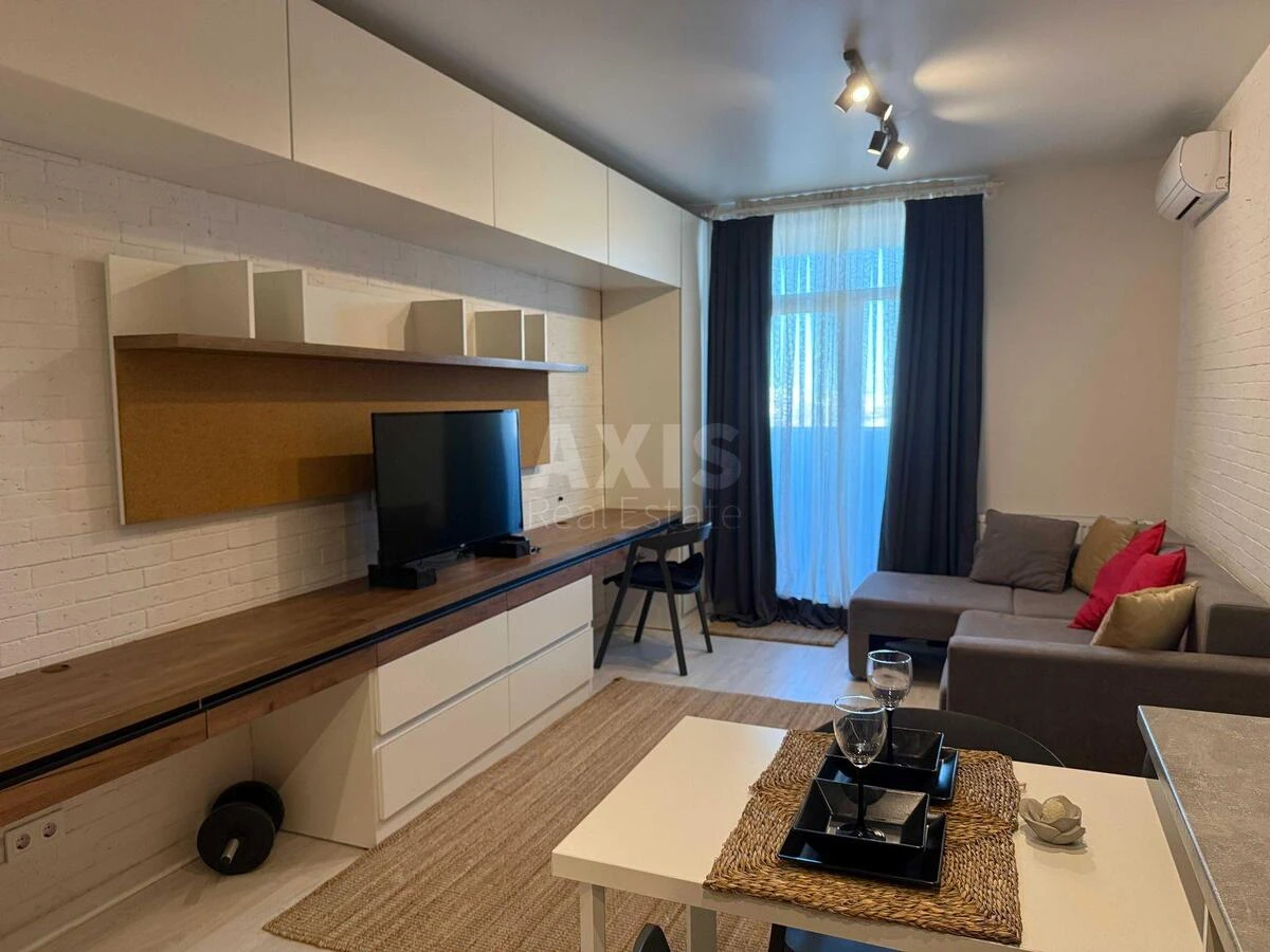 1k apartment vul. Zvirynec'ka 59662000