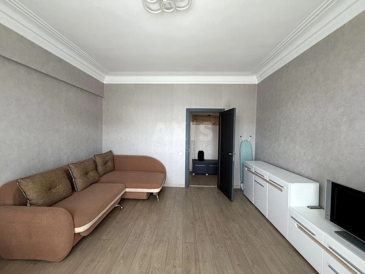 2k apartment vul. Zhyljans'ka 54694145