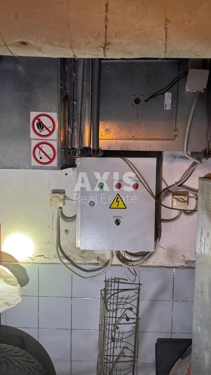 Объект торговли пр-т Воздушных Сил 25, 350м2661244