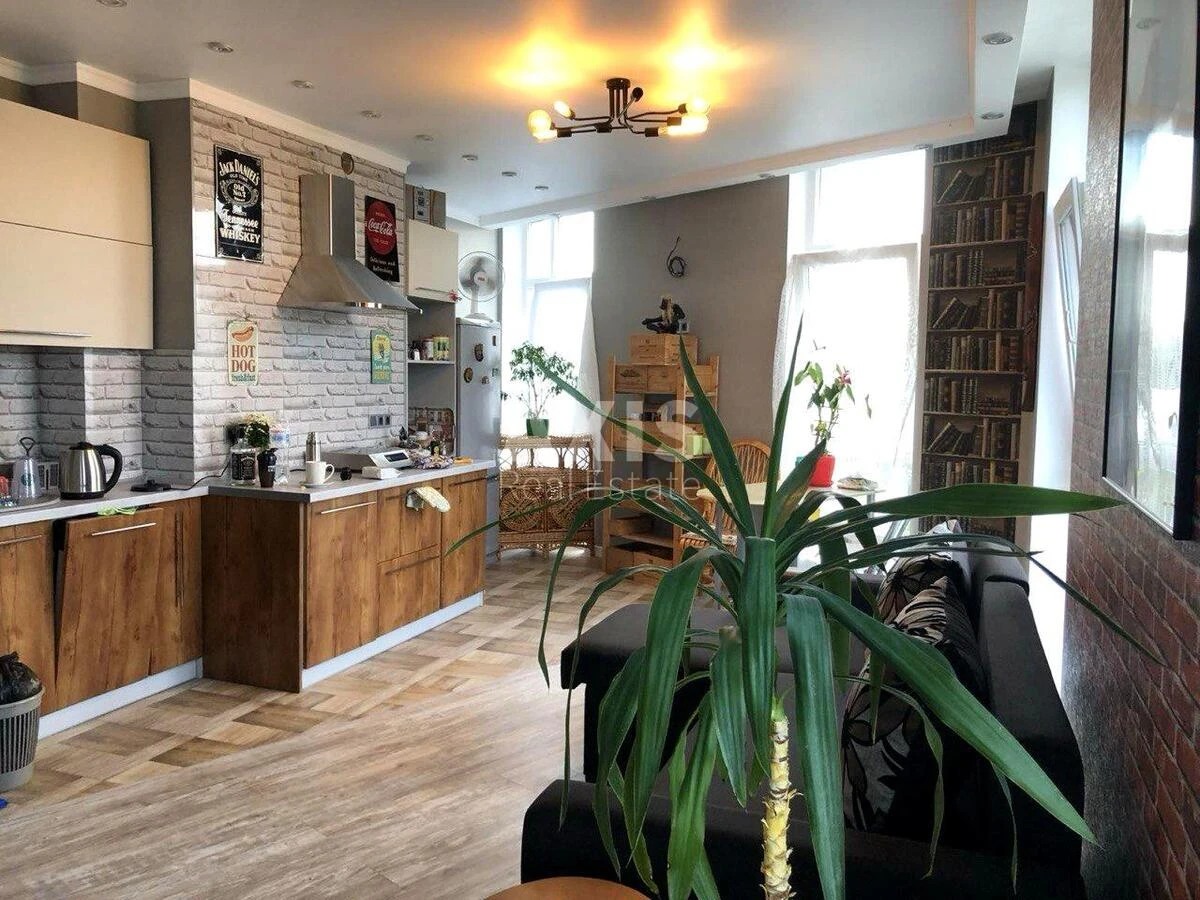 1k apartment vul. Rostyslavska 5B66577