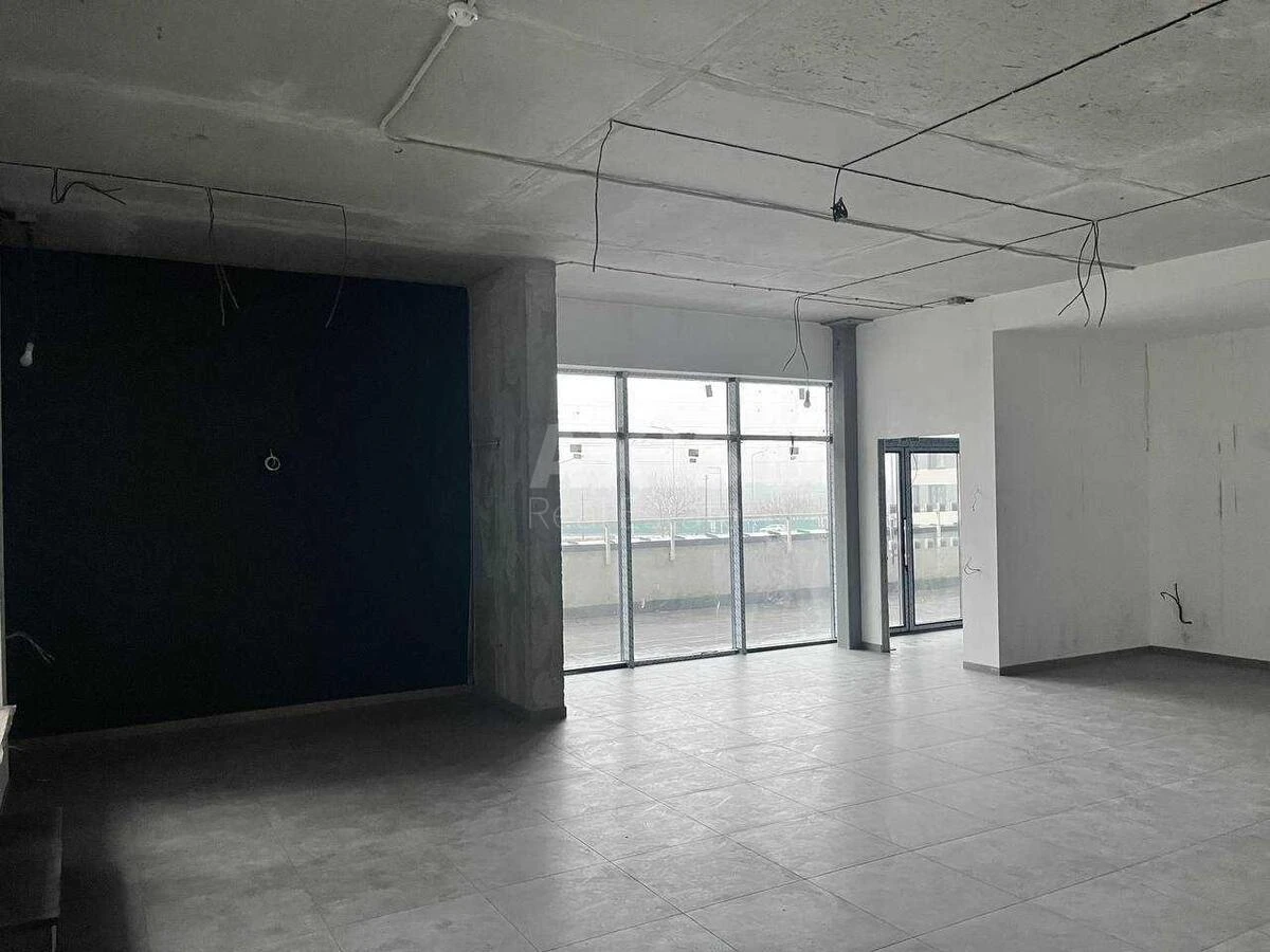 Trade object vul. Oleksandra Olesja 10А, 192m2683115
