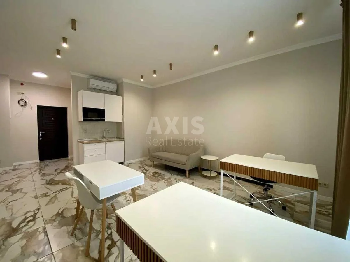 Office vul. Zhyljans'ka 68, 50m2