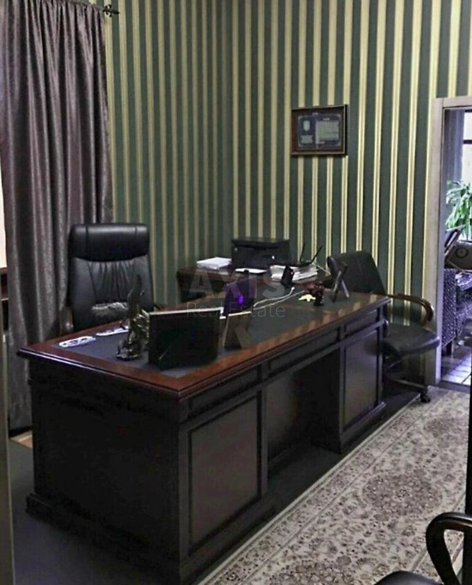 Дoм ул. Франко Ивана, 1000м2, город Киев345452