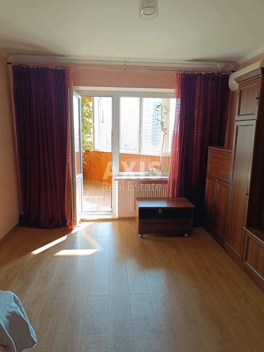 3k apartment vul. Александры Эстер 14699706