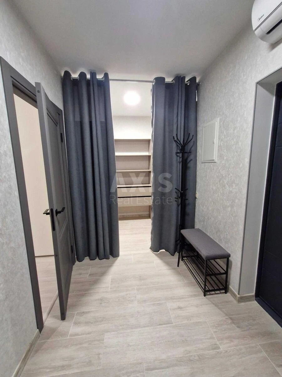 1k apartment vul. Kadets'kyj gaj 10669817