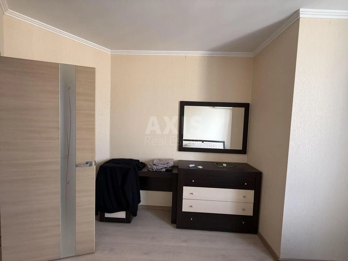 2k apartment vul. Oleny Pchilky 6716074