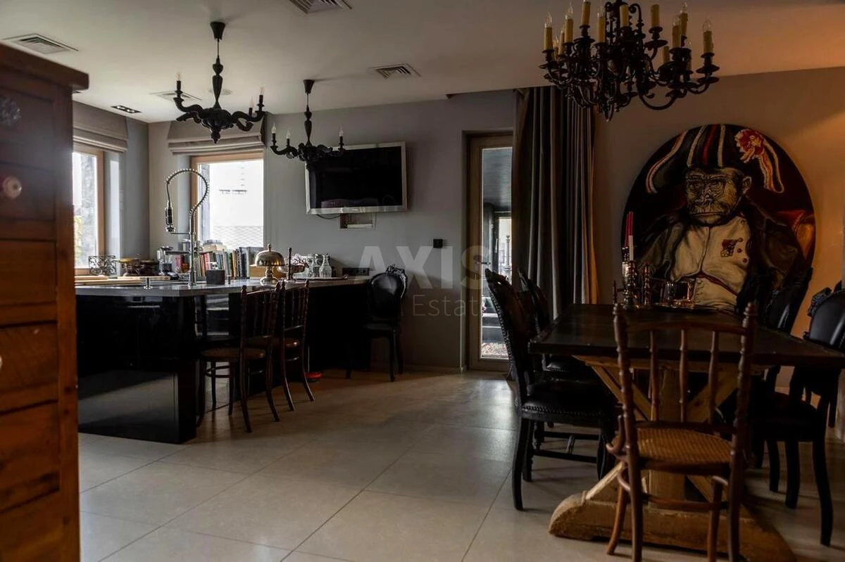 Дoм ул. Радченко Петра, 397м2, город Киев6549214