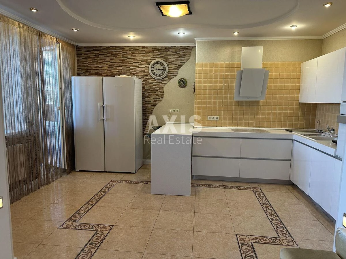 3k apartment vul. Golosii'vs'ka Thirteen A57750