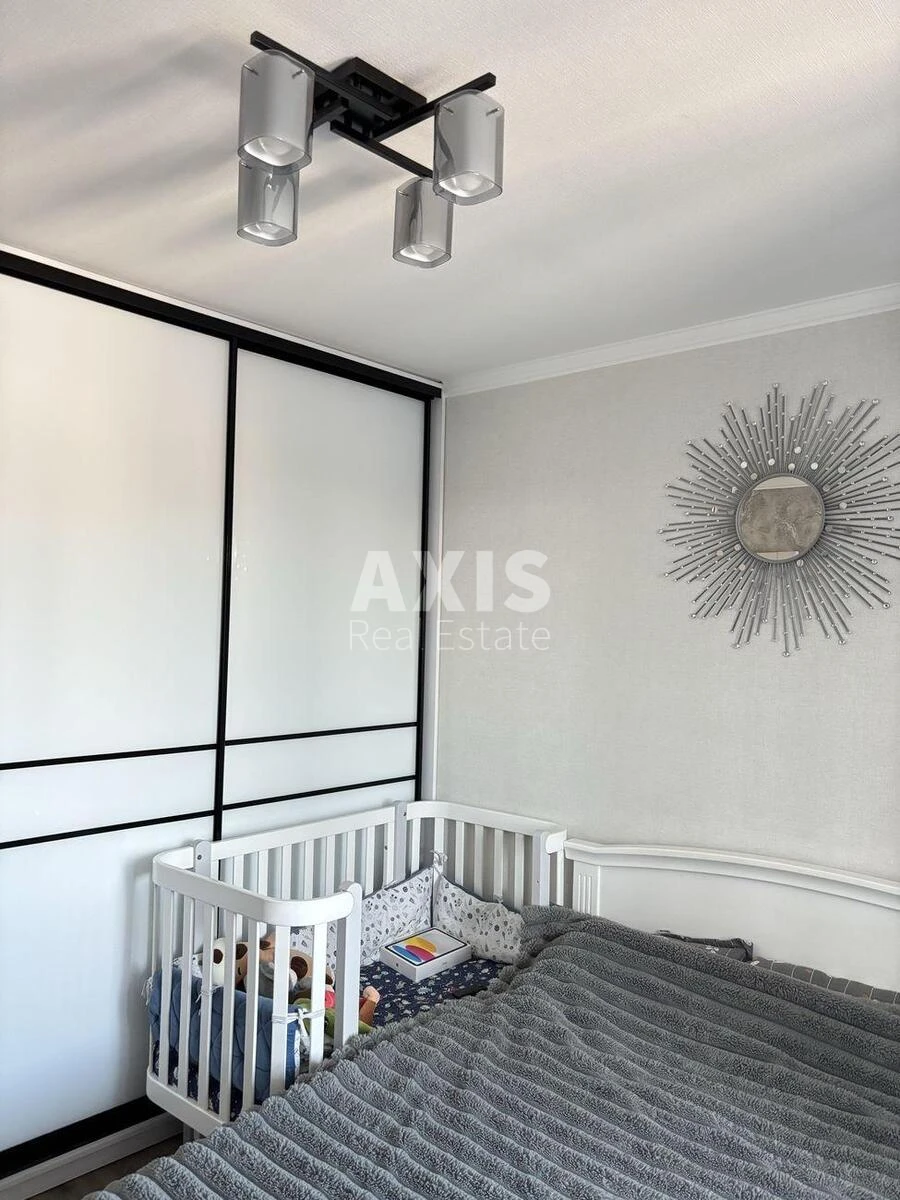 2k apartment vul. Vakhtanha Kikabidze 15А636149