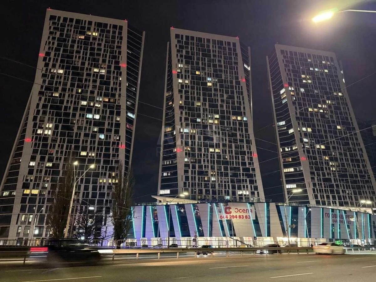 2k apartment pr-t Berestejskij 11657258