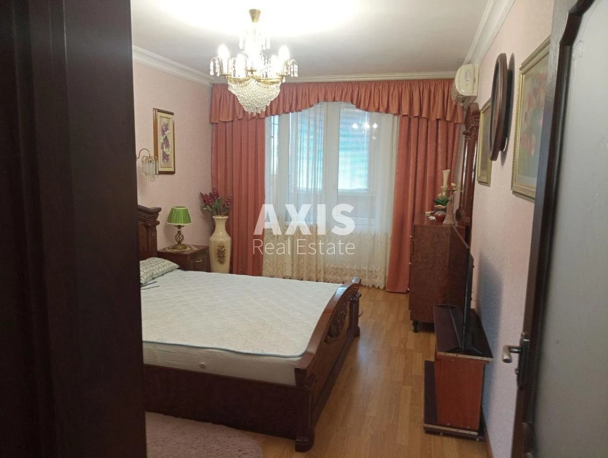 3к квартира пр-т Тычины Павла 20А430687