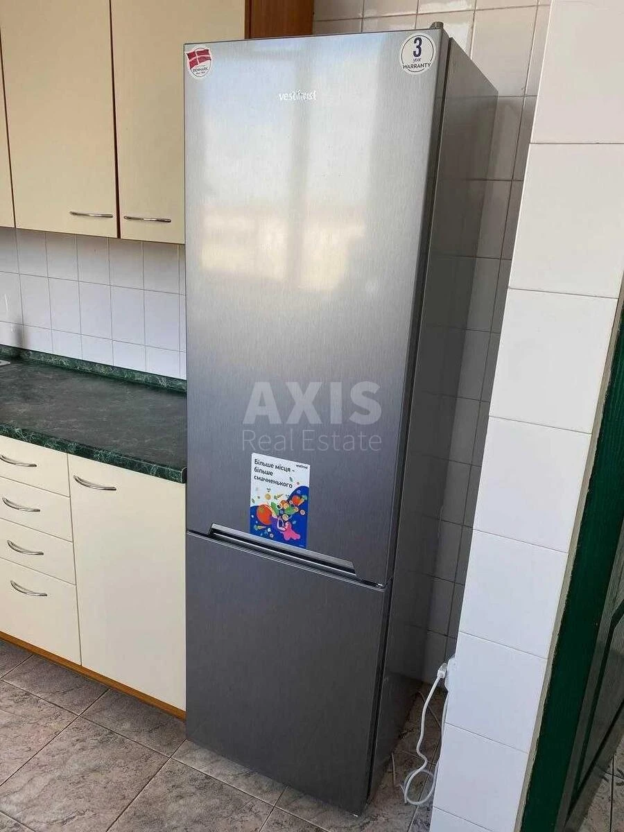 Office vul. Kyrylivs'ka 160, 517m25989011